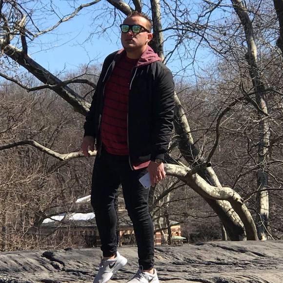 Meet your Posher, Mohamed - Picture 1 of 1